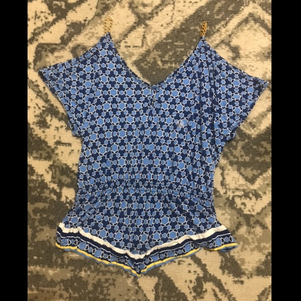 Cold shoulder open sleeve boho top geometric